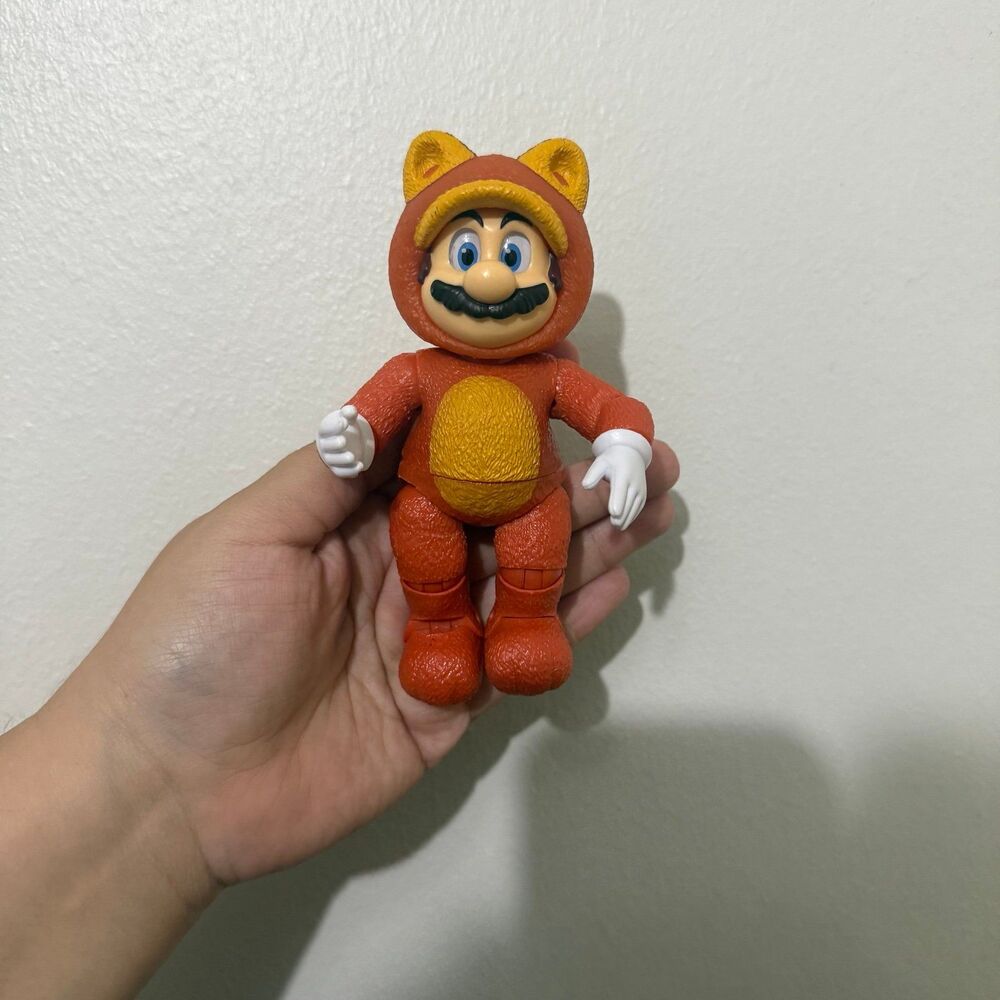 Nintendo Mario Tanooki and Yoshi Action Figure